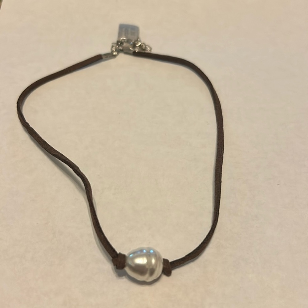 Boho leather and pearl choker